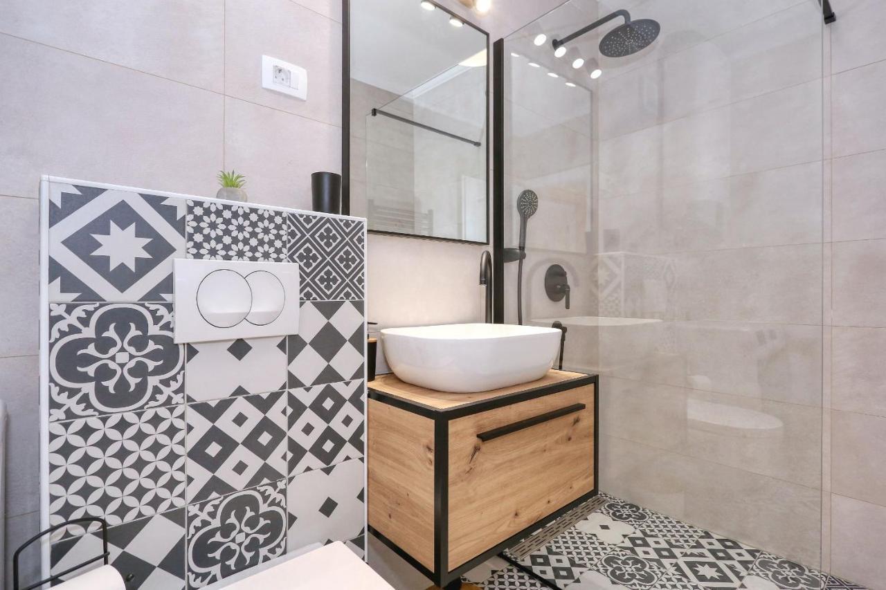 Apartment Marina ซาดาร์ ภายนอก รูปภาพ